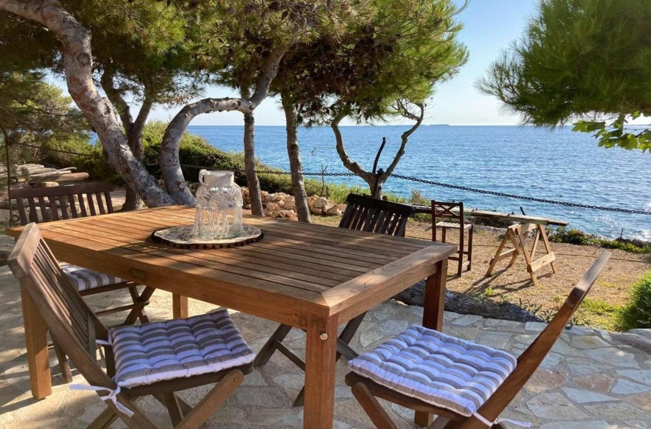 Kamaroules Sea Front Apartment Аргостолион Екстериор снимка